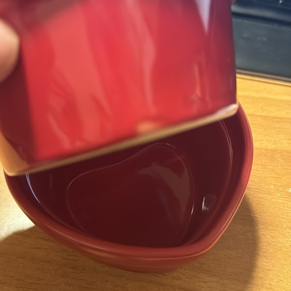 Red Heart Shaped Ramekins Stoneware Baking Dishes - Picture 6 of 8